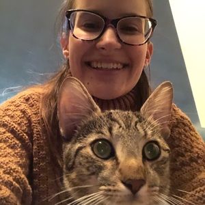 Meet your Posher, Danielle